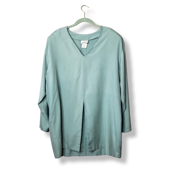 GO SILK Long Sleeve Seafoam Mint green long sleeve - Picture 1 of 9